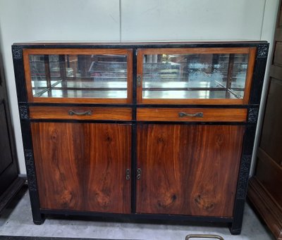 Vitrine / Sideboard im Art-Déco-Stil aus Palisanderholz und geschwärztem Holz