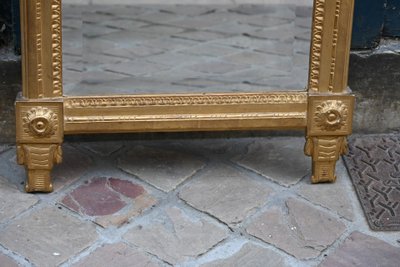 Specchio in stile Luigi XVI con frontone, Bordeaux, XVIII secolo