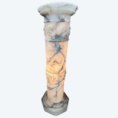 Antica colonna in alabastro epoca Liberty 1920 a lampada. Mis h 109 . base cm 40x 40 