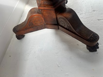 Guéridon de style Empire en acajou et placage XIX siècle