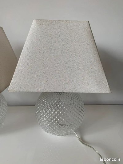 Set aus 2 Glastischlampen mit Rautenmuster