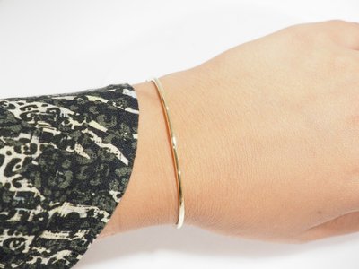 Flexibles Armband aus 18-karätigem Gelbgold