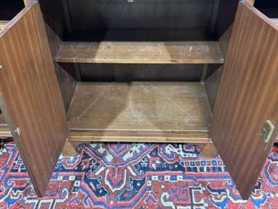Enfilade 4 portes anglaise des années 1950 en acajou