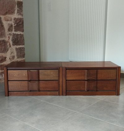 Ensemble de deux chevets, paire de tables de nuit,meuble modulable en table basse, enfilade, commode
