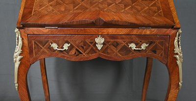 Petit Bureau de Dame en Marqueterie - 1ère partie XXe