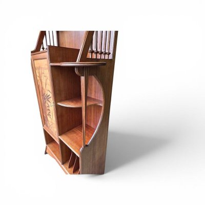 Louis Majorelle Cabinet de Collectionneur Art Nouveau "Aux Blés"