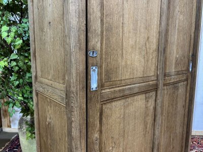 Armadio in rovere con ante scorrevoli degli anni '30