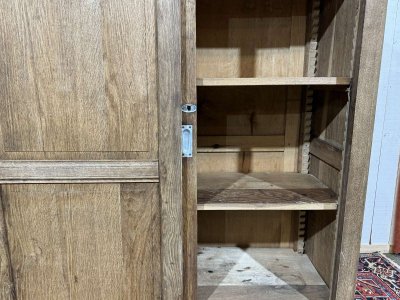 Armadio in rovere con ante scorrevoli degli anni '30