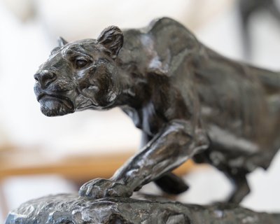 SCULPTURE - LIONNE À L’ AFFÛT , ISIDORE BONHEUR (1827-1901) - BRONZE
