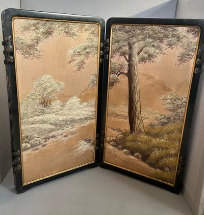Japanese screen, black lacquer and silk, circa 1900