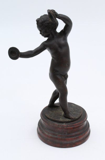 Scultura in bronzo al clodion raffigurante un bambino/putti danzante, XIX secolo.