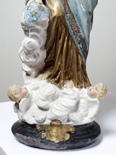 Statue religieuse Notre-Dame des Victoires en plâtre polychrome, début XXe