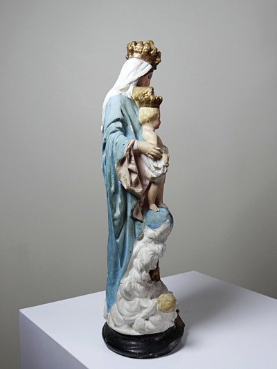 Statue religieuse Notre-Dame des Victoires en plâtre polychrome, début XXe