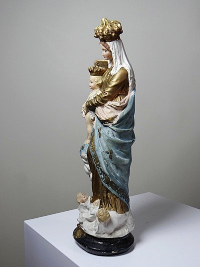 Statue religieuse Notre-Dame des Victoires en plâtre polychrome, début XXe