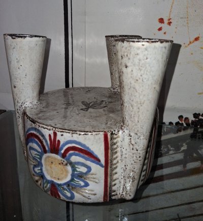 Boîte couverte tripode en céramique – Atelier Le Mûrier a Vallauris
