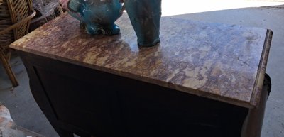 Commode tombeau de style Louis XV, marqueterie et marbre