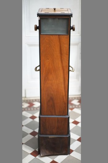 Stereoscopic floor station