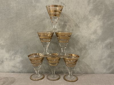 Set di 8 bicchieri da Porto in vetro con finiture dorate, circa 1930.