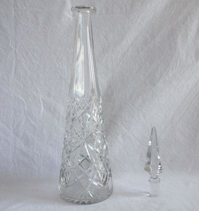 Lagny pattern cut crystal Rhine wine decanter by Baccarat - 42cm