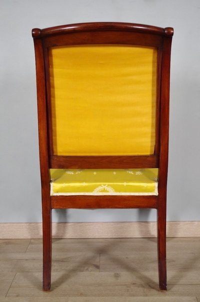 Suite de quatre fauteuils Restauration en acajou, vers 1820
