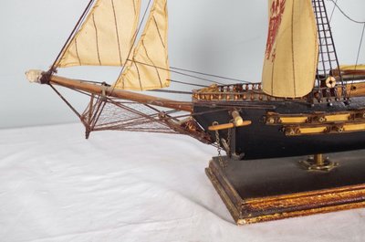 Maquette de frégate espagnole du XVIIIe siècle – vers 1970