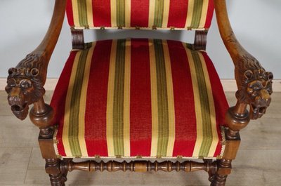 Ein Paar Sessel im Louis-XIV-Stil aus geschnitztem Nussbaumholz, um 1900