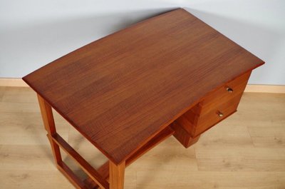 Bureau Art déco en noyer plaqué, vers 1930