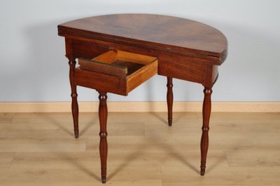 Half-moon console table, restored in burl walnut, circa 1815