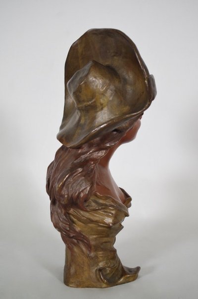 Georges VAN DER STRAETEN: Giovane donna con cappello - Bronzo