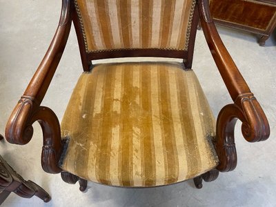 Pair of Restoration-style mahogany armchairs with curved backs, circa 1815
