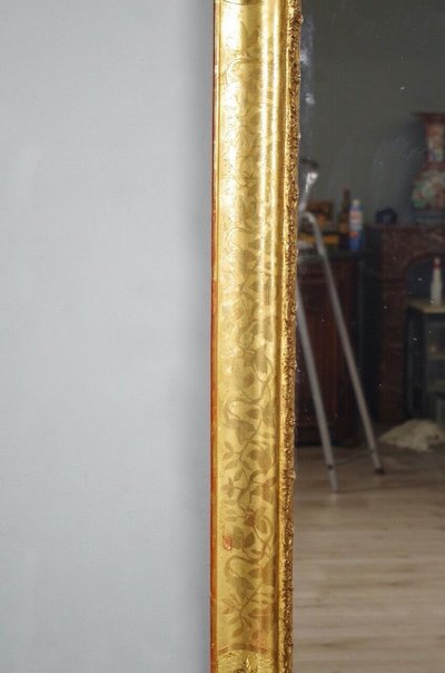 Miroir Napoléon III en bois doré, tain au mercure, vers 1860
