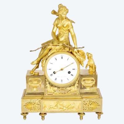 Directoire-style clock featuring Diana the Huntress in gilded bronze, signed Dubuc, circa 1795