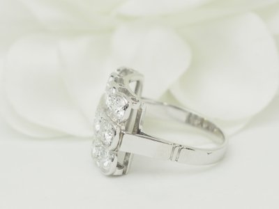 Anello Art Déco in platino con diamanti da 2 carati
