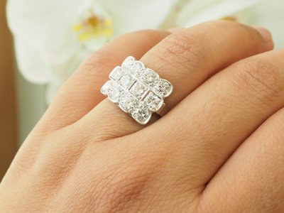 Anello Art Déco in platino con diamanti da 2 carati