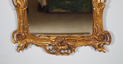 Specchio in stile Luigi XV in legno e stucco dorato, 1900 circa