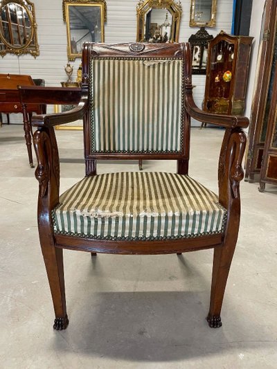 Fauteuil Consulat en acajou sculpté, vers 1795