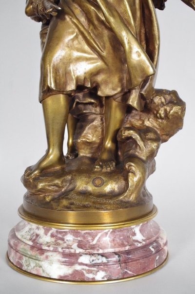 Mathurin Moreau (1822-1912) - Retour de pêche, bronze à patine mordorée