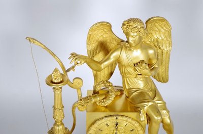 Gilded bronze "Allegory of Love" restoration clock, circa 1815