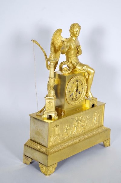 Gilded bronze "Allegory of Love" restoration clock, circa 1815
