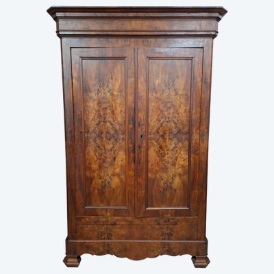 Armoire Louis-Philippe en ronce de noyer – Époque XIXe siècle