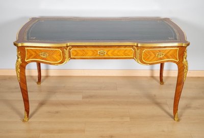 François Linke: Flacher Schreibtisch im Louis-XV-Stil aus Palisander und Rosenholz, um 1880
