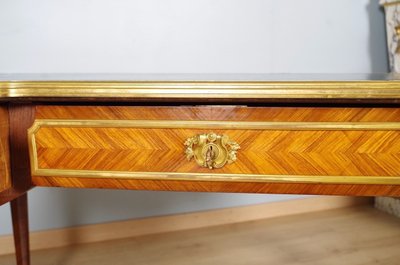François Linke: Flacher Schreibtisch im Louis-XV-Stil aus Palisander und Rosenholz, um 1880