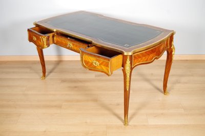 François Linke: Flacher Schreibtisch im Louis-XV-Stil aus Palisander und Rosenholz, um 1880