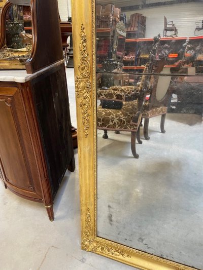 Louis-Philippe mirror in gilded wood with mercury-coated tin, circa 1840