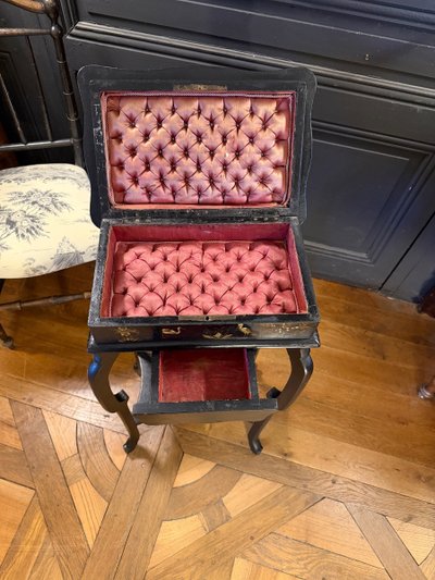 Lacquer and blackened wood worker, Napoleon III period