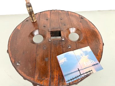 Circular Brutalist coffee table in solid wood – Brazilian Folk Art, 1950s