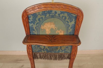 Louis XV style fire screen in cherry and carved beech – circa 1750