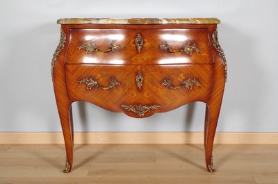 Comò in stile Luigi XV in palissandro intarsiato, circa 1970