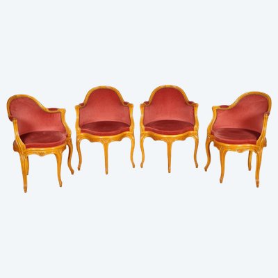 Suite de 4 fauteuils de bureau Louis XV en hêtre sculpté, vers 1950