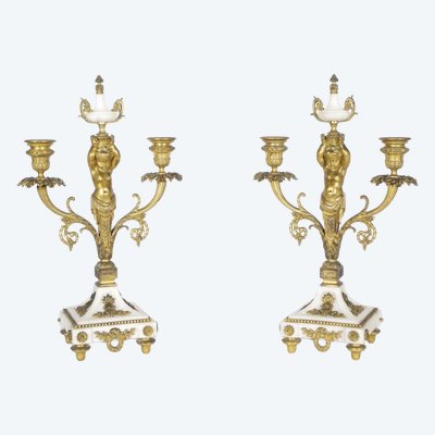 Paire de candélabres Louis XVI en marbre blanc et bronze doré, vers 1880